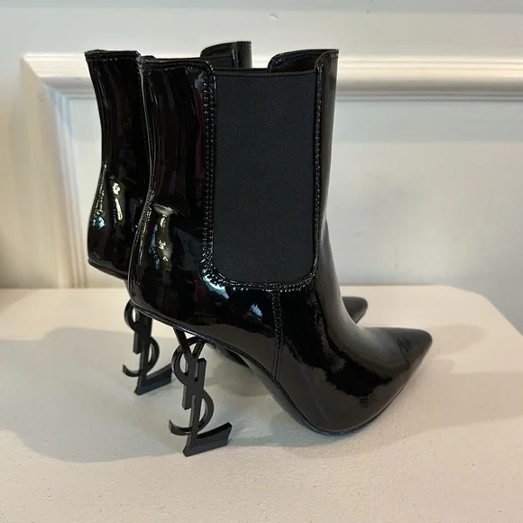 Women’s YSL Saint Laurent Opyum 110 Patent Leather Booties - Size 8 - Picture 2 of 8